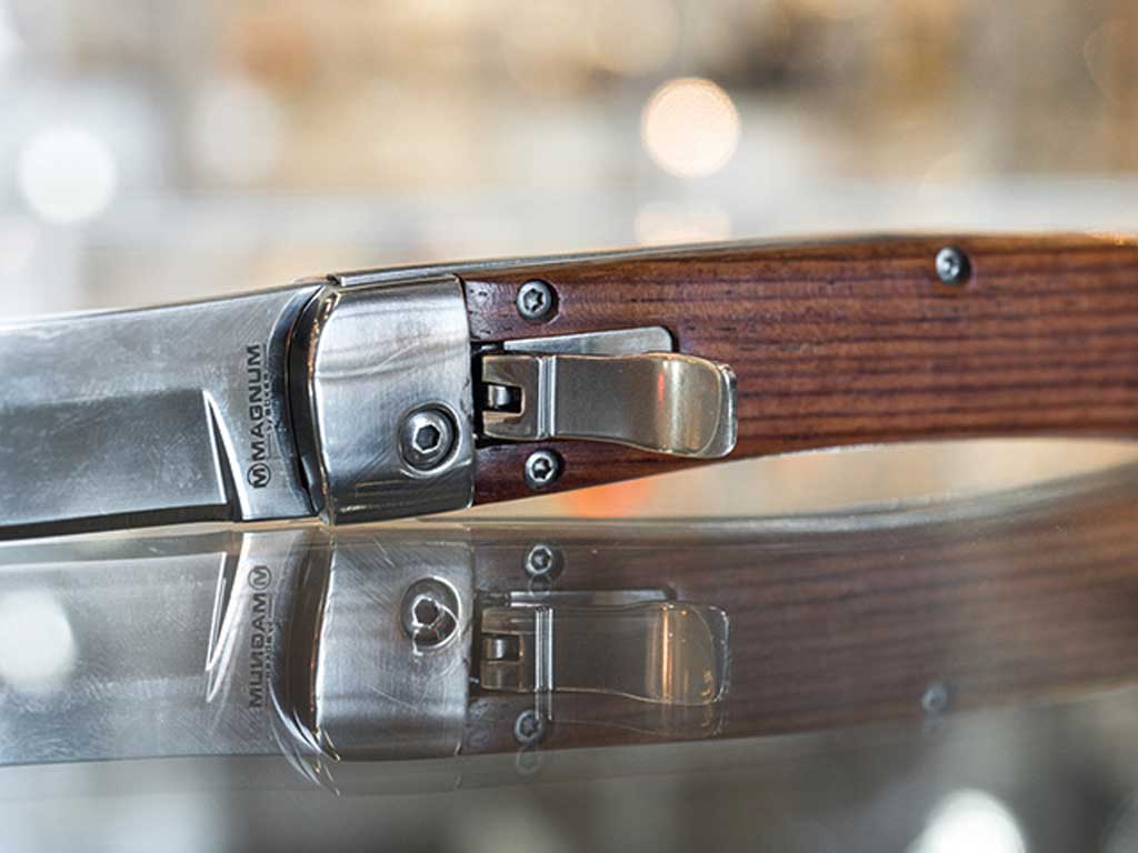 knifestock blog - otvaracie mechanizmy lever-lock